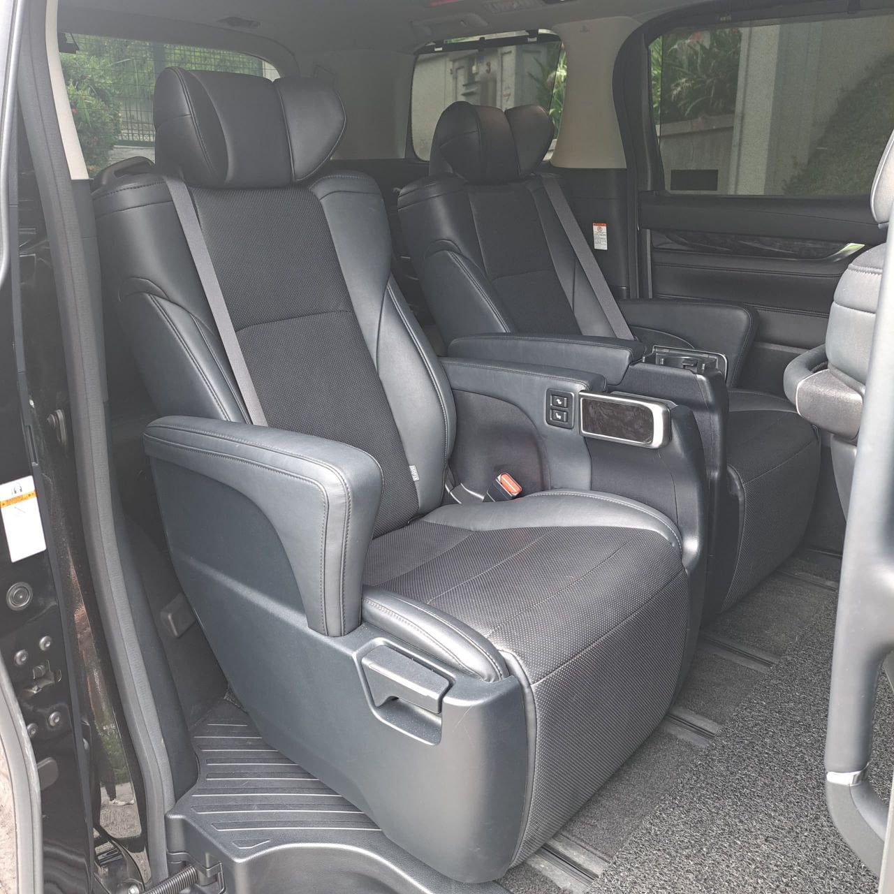Home 10 Vellfirezgfacelift4